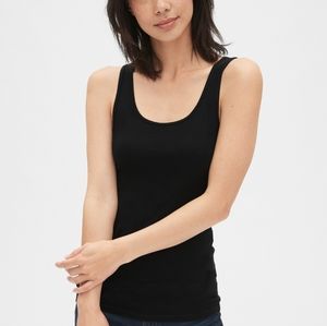NWOT 2/$19 GAP Modern Tank Tops   SP